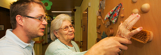 Darstellung von zwei Personen im Anna-Meyberg-Haus